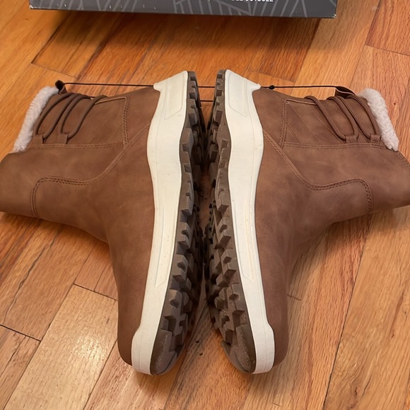 Eddie Bauer Winter Zip-Up Warm Lined Boots. Style: Siren.TAN. Size 9 NEW IN BOX - Picture 6 of 12